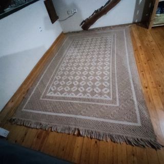 Alfombra grande beige