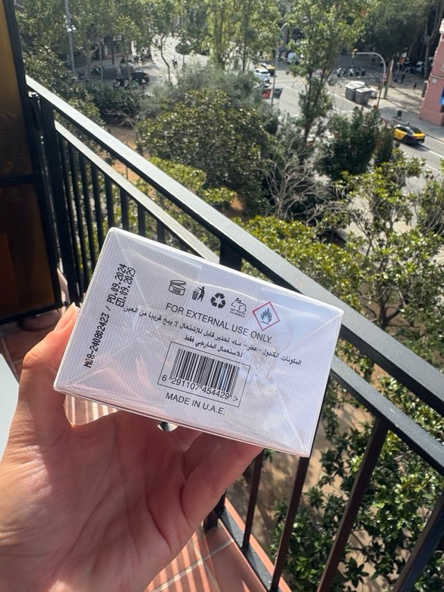 Perfume Lattafa Ana Abiyedh Leather Eau de Parfum