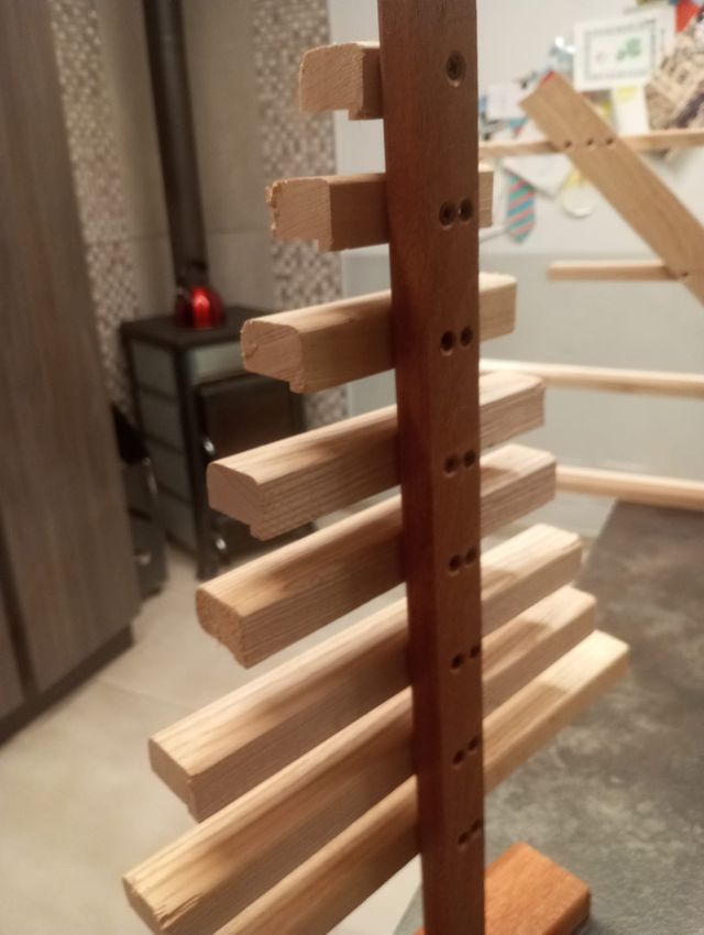 Alberello di Natale in legno fatto a mano