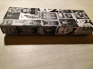 Confezione decoupata su richiesta con pennino