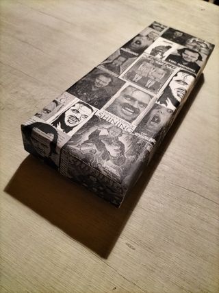 Confezione decoupata su richiesta con pennino