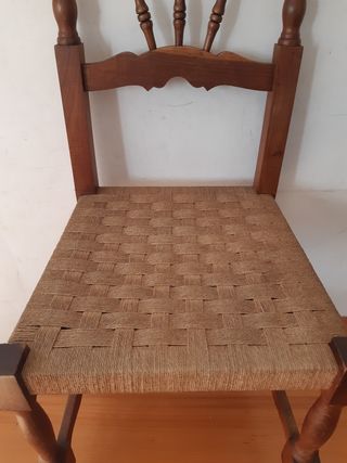 Sillas de castaño macizo