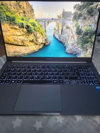 Samsung Galaxy Book4 i5 16GB RAM 512GB Gris