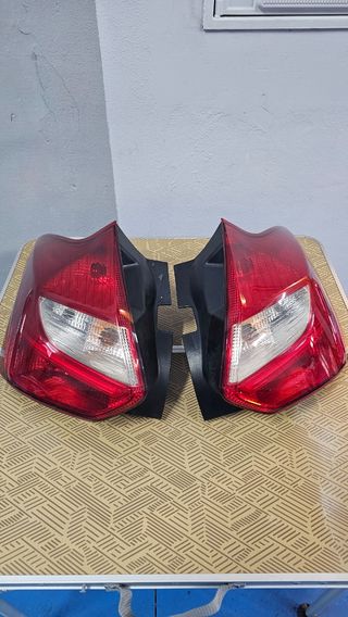 Pilotos Traseros Ford Focus 2012