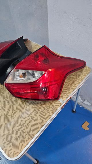 Pilotos Traseros Ford Focus 2012