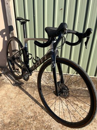 Scott Foil 2.0 Disc Ultegra 11v
