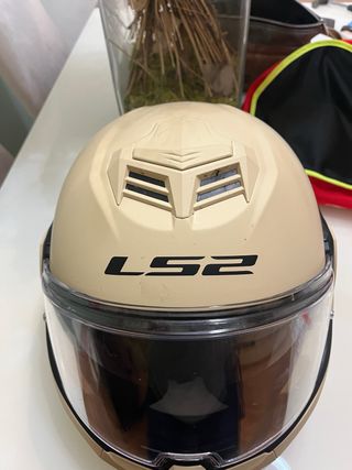 Casco LS2 ADVANT