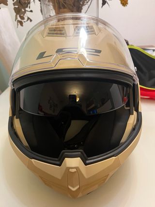 Casco LS2 ADVANT