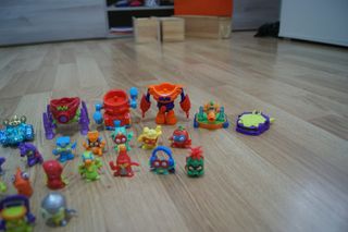 SuperThings Colección Casi Completa
