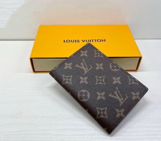 Louis Vuitton Monedero Porta Pasaporte Marrón