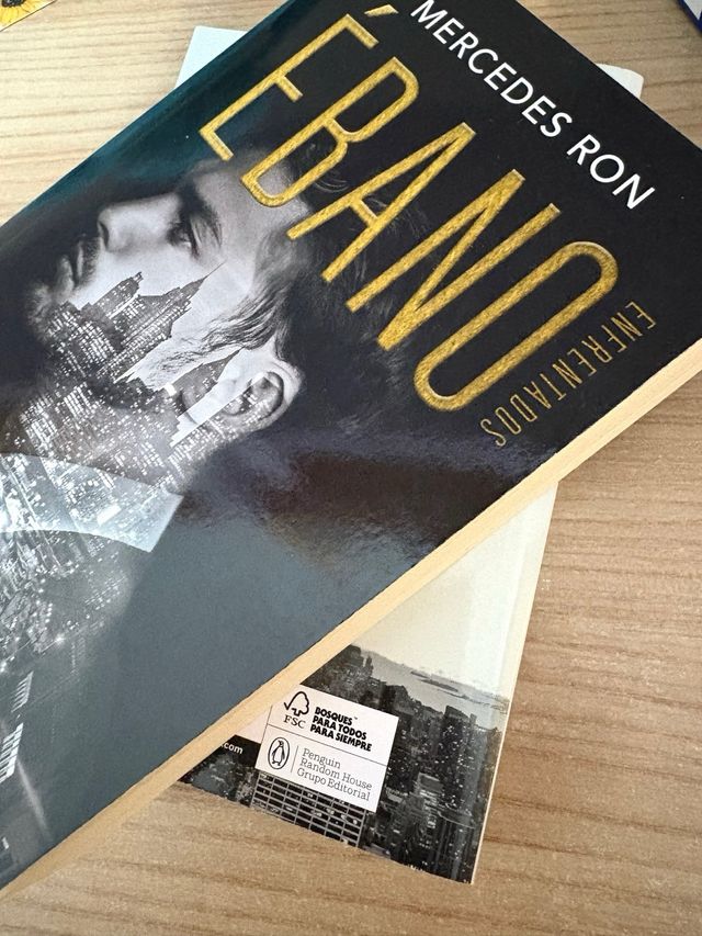 Bilogía Marfil y Ébano Mercedes Ron