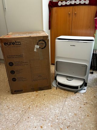 Robot Aspirador Eureka J12 Ultra como Nuevo