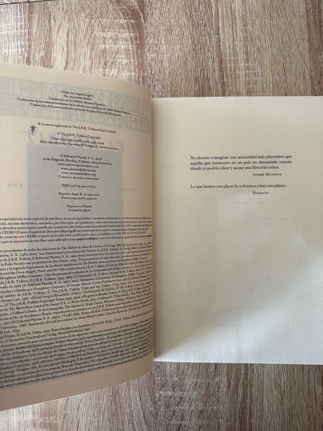 El Hobbit Anotado