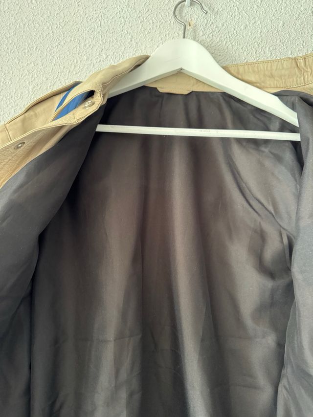 Uniforme Policía Cuero Beige y Azul