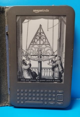 EBOOK KINDLE KEYBOARD + FUNDA CON LUZ