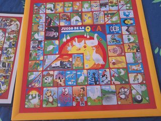 Dos tableros de juegos de mesa
