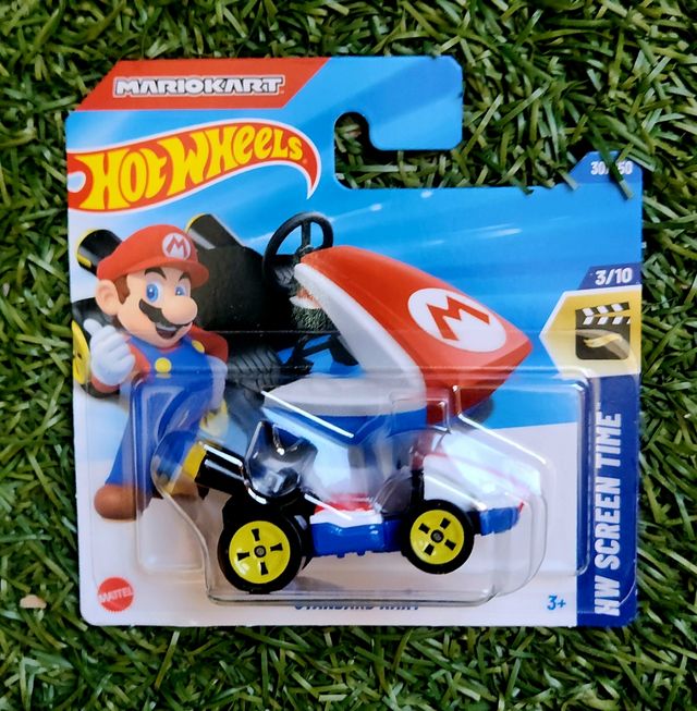 Hot Wheels Mario Kart Standard Kart