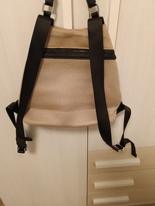 Mochila Antirrobo Beige y Negra