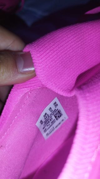Botas de fútbol rosas talla 44,5