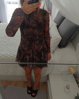 Vestido estampado mangas transparentes