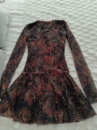 Vestido estampado mangas transparentes