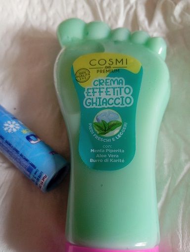 Crema Pies Cosmi y Protector Labial Leticia Well