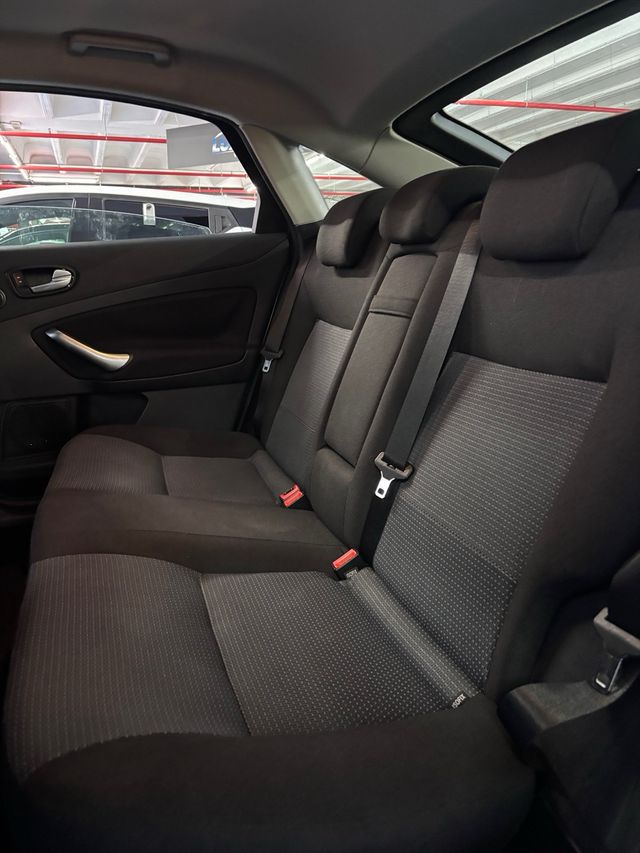 FORD MONDEO Trend 2007 126.000km Etiqueta C