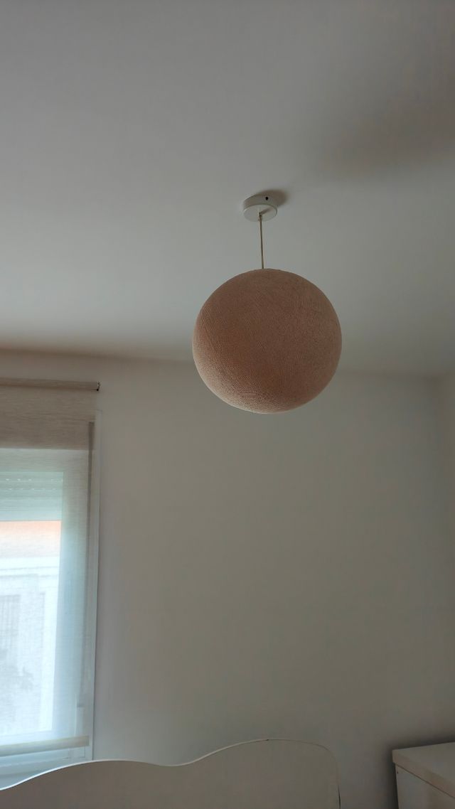 Lámpara de techo beige tela