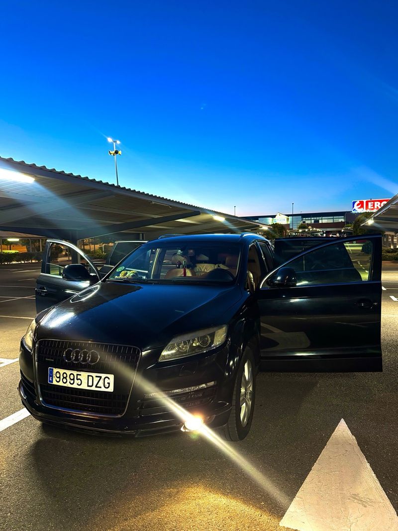 Audi Q7 2006 - foto 1