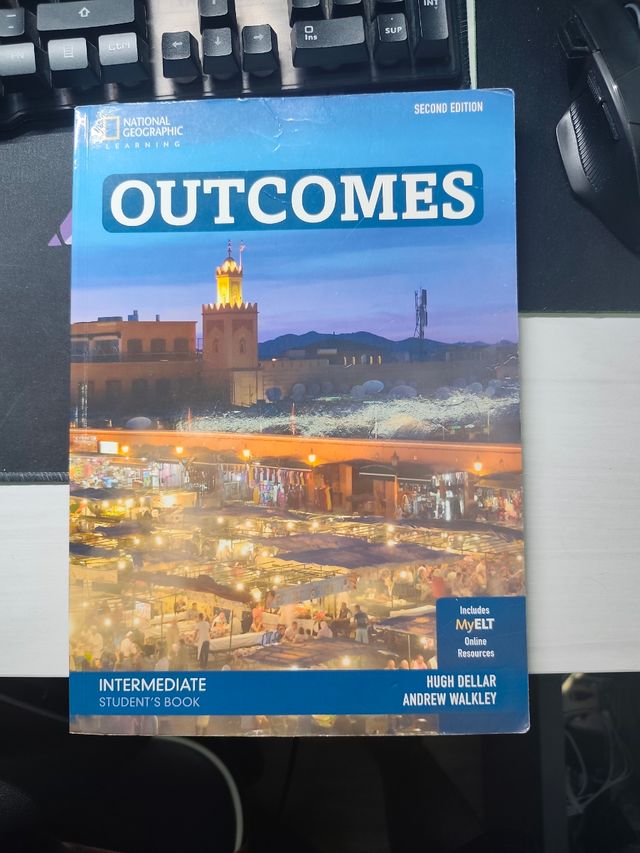 Outcomes Intermediate: Student’s Book + Access ...