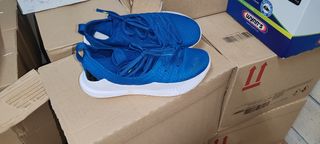 Zapatillas Under Armour Curry 5 Azul Semi nuevas