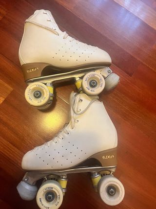 Patines de 4 ruedas blancos