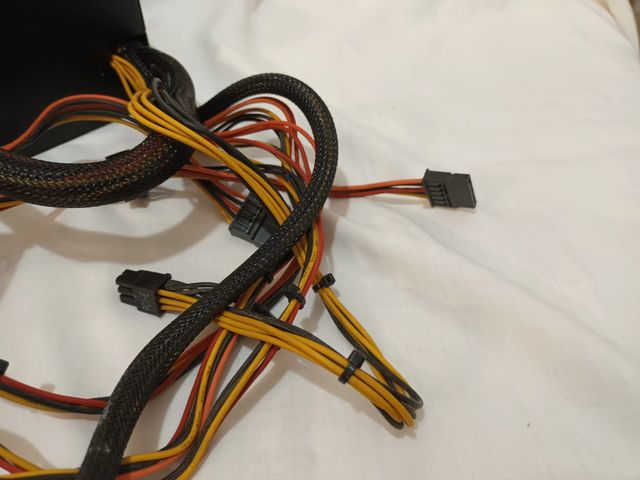 Fonte Alimentação Cooler Master 600W RS-600-ACAB-M