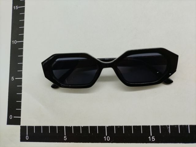 Gafas de sol retro vintage Y2K negras