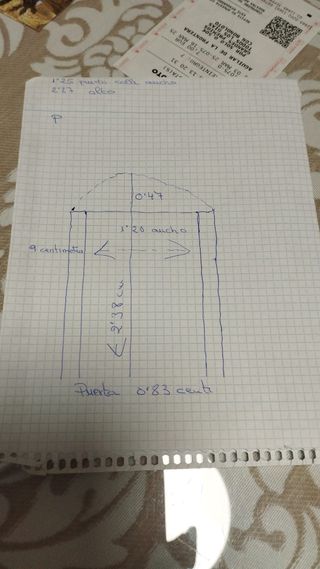 Portón y puerta de entrada forjados