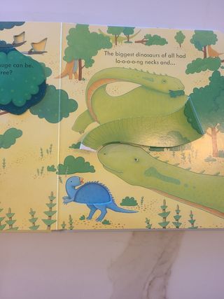 Peep Inside Dinosaurs - Usborne
