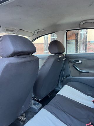 SEAT Cordoba 2005