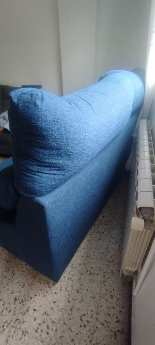 Sofá de tela gris