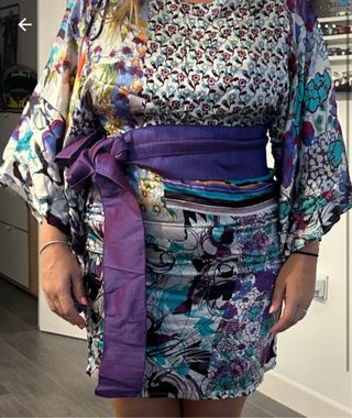 Vestido kimono estampado morado talla 40