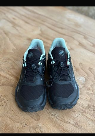 Zapatilla de montaña Mammut