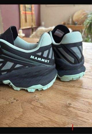 Zapatilla de montaña Mammut