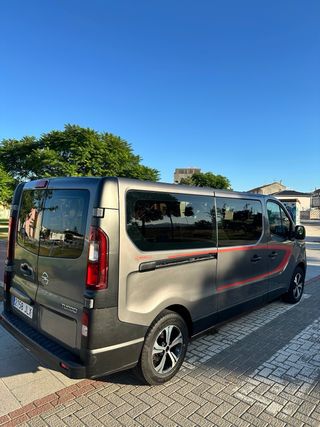 Opel Vivaro 2016