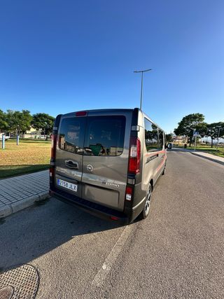 Opel Vivaro 2016