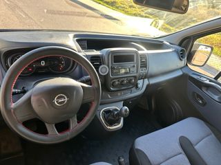 Opel Vivaro 2016