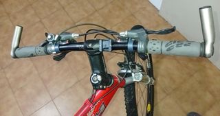 Bicicleta BH CORONA Roja y Blanca