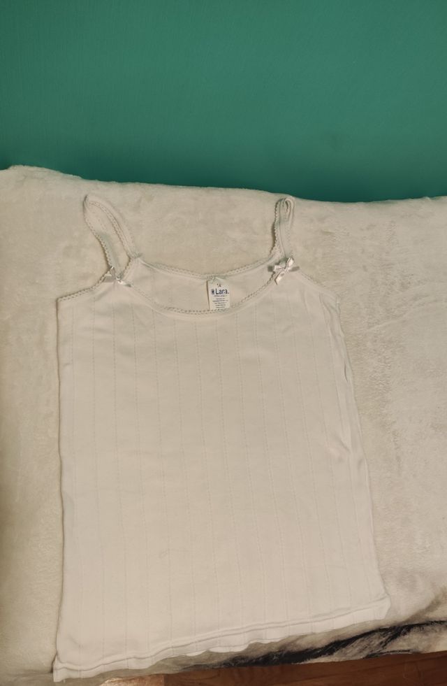 Camiseta interior blanca con tirantes Talla 14