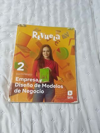 Economía. 2 Bachillerato. Revuela