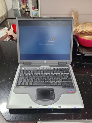 HP Compaq nx 9030 Portátil Plata