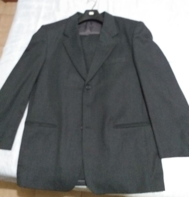Traje de chaqueta caballero gris marengo