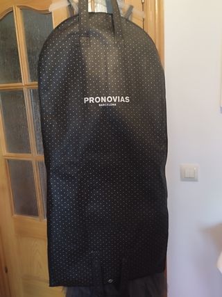 Vestido de fiesta Pronovias gris